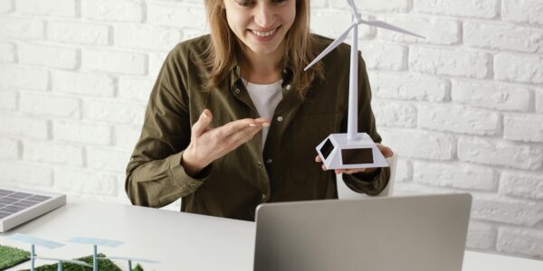 woman-working-environment-projects